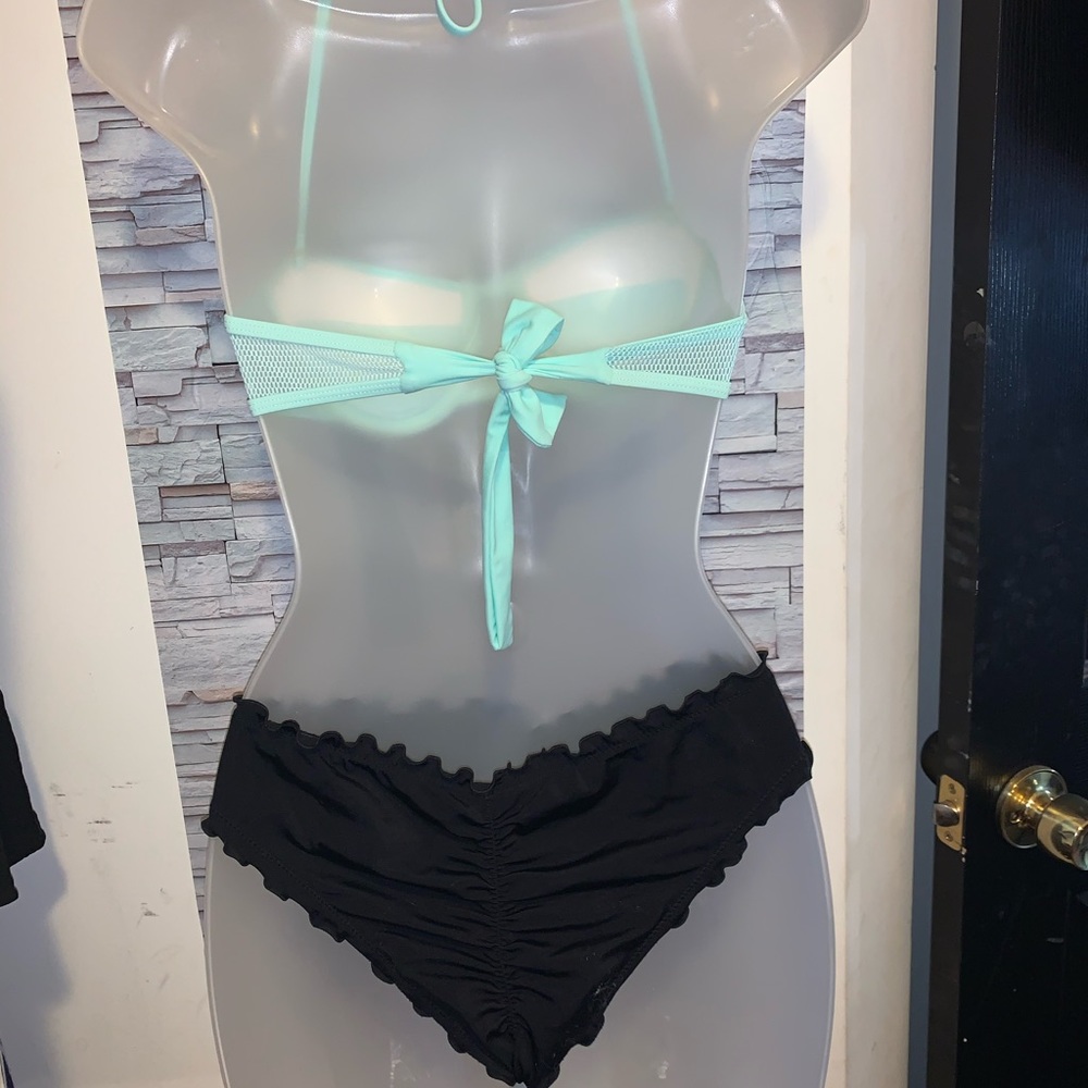 Bikini set - Picture 2 of 4